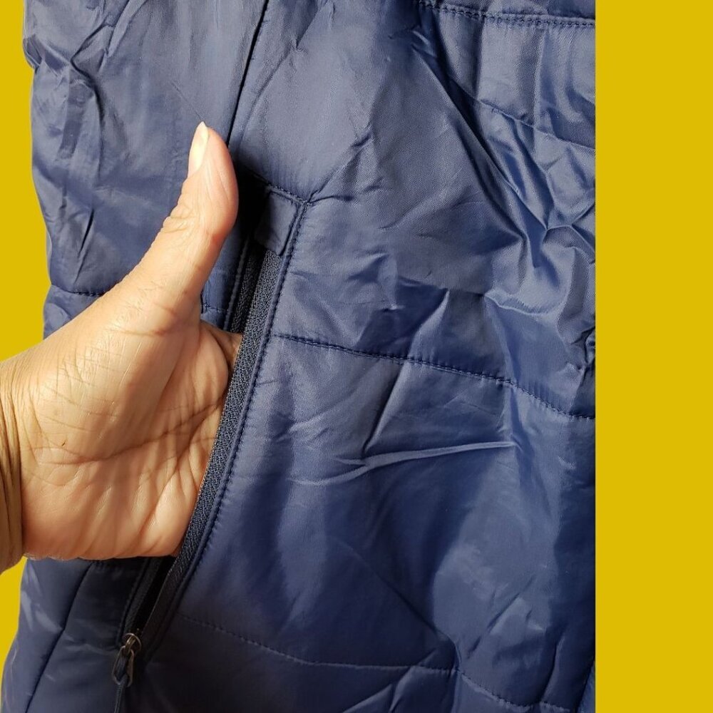 The North Face Womens Insulated Quilted  Vest Size Blue Navy Medium - Picture 7 of 13